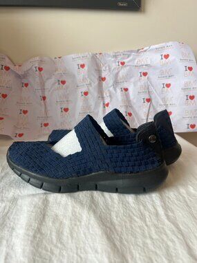 Bernie Mev Women's Comfy Shoe Blue, Size 10